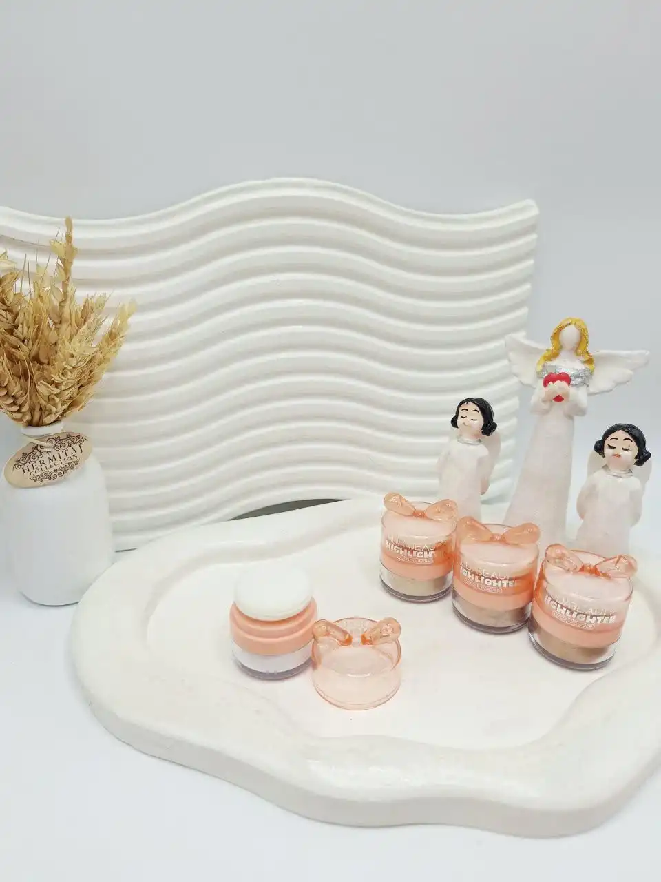 هایلایتر پاپیون برند هدا بیوتی کد 72082
